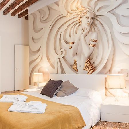 Rialto Apartments Whit Lift Venecia Exterior foto