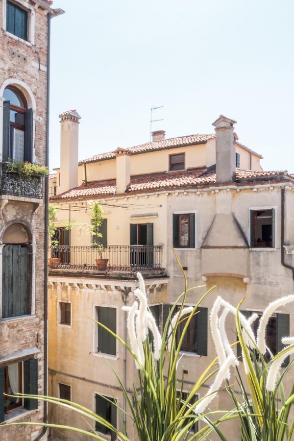 Rialto Apartments Whit Lift Venecia Exterior foto