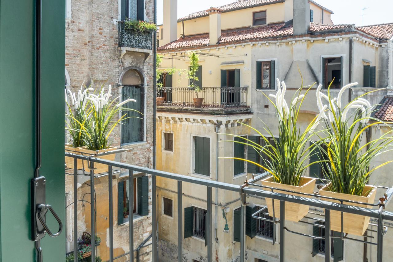 Rialto Apartments Whit Lift Venecia Exterior foto